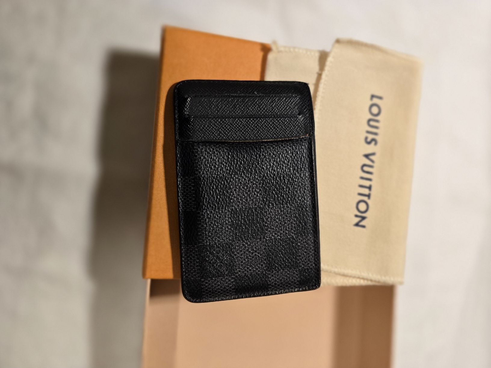 Louis Vuitton Portafogli: Louis vuitton card holder damier graphite – Usato da S. Antonino venduto da paoloc1842 1