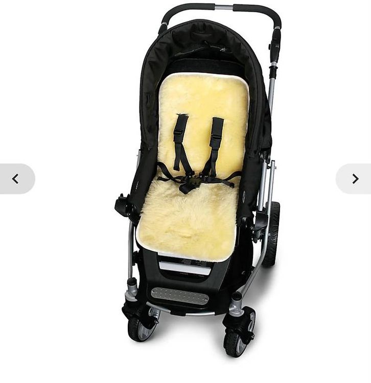 Lammfell Im Sommer Im Kinderwagen