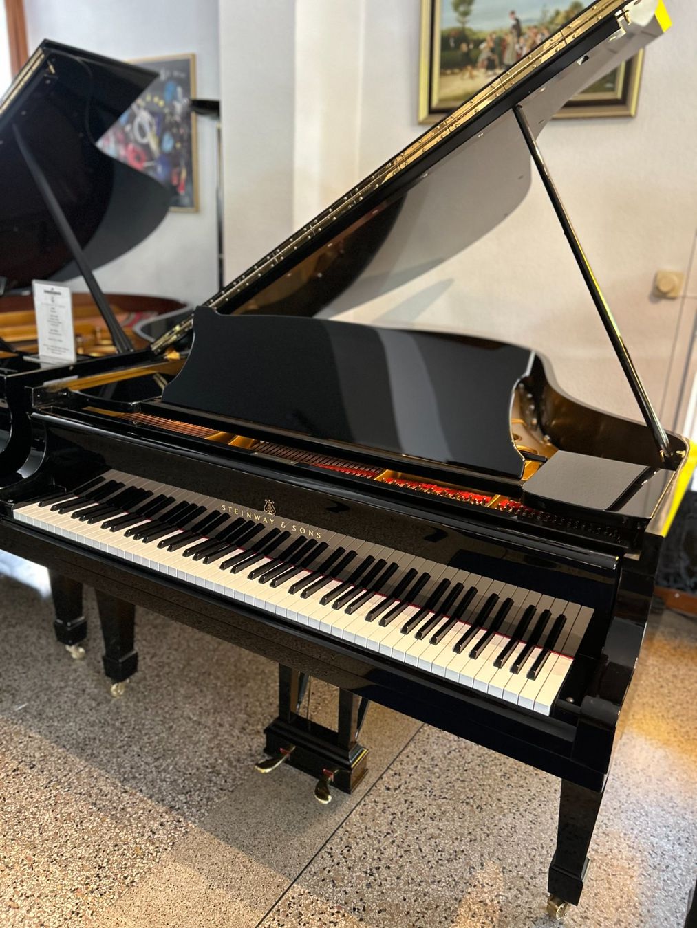 Steinway Strumenti musicali: Steinway & Sons O-180, revidiert – Usato da Bern venduto da Heutschipiano