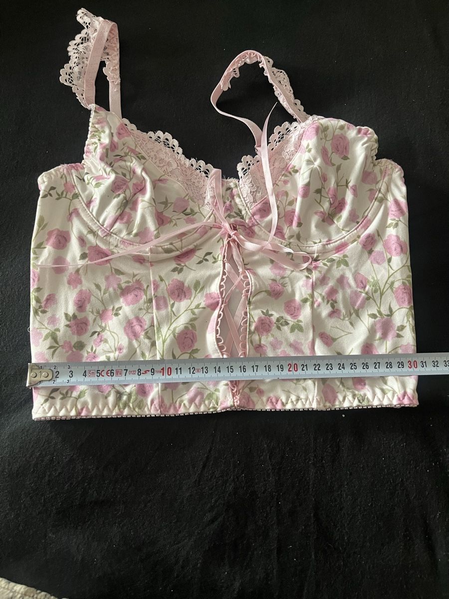 Top: Floral Print Corset Top – Nuovo (secondo la descrizione) da Olten venduto da sae_82z2 3