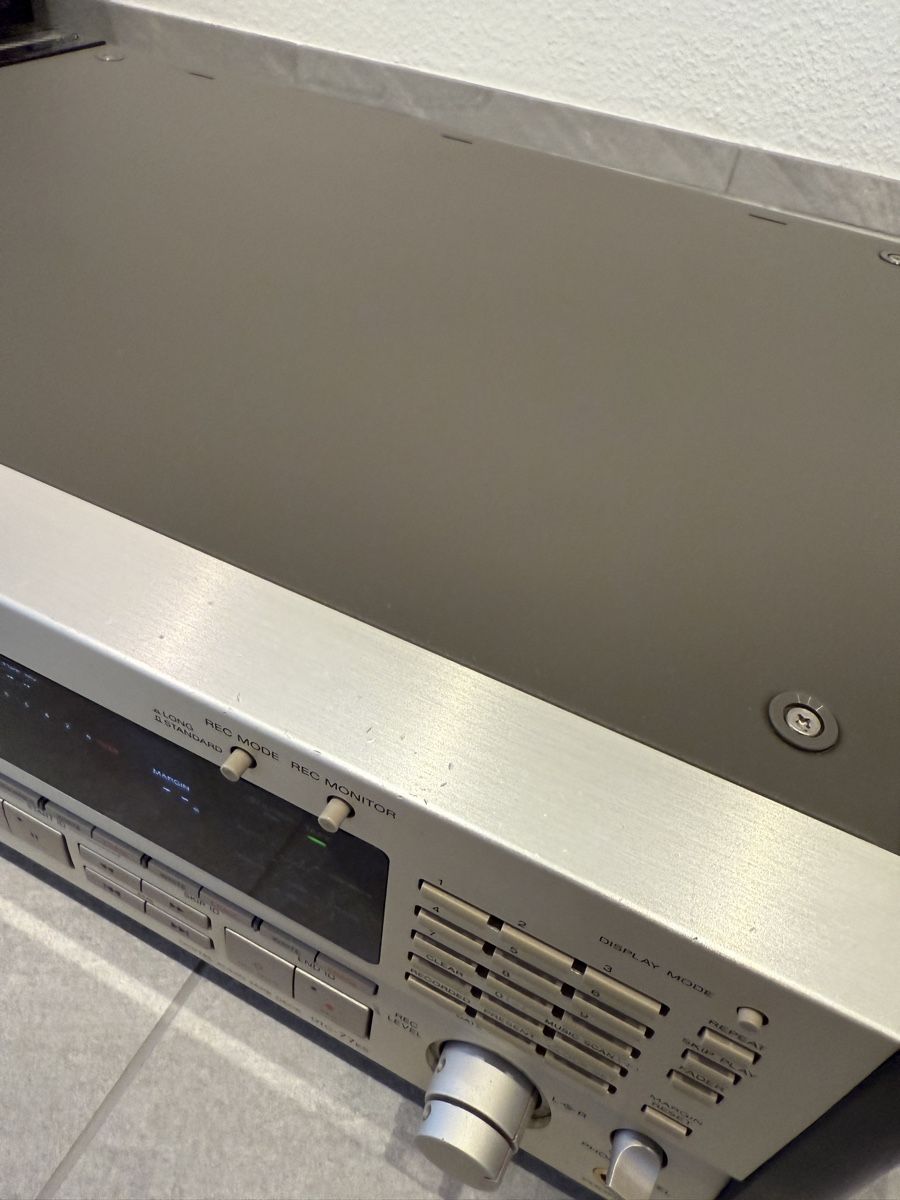 Sony Registratori: Sony DTC 77 ES DAT Recorder gebraucht holzseiten – Usato da Muttenz venduto da dav_t52f 7