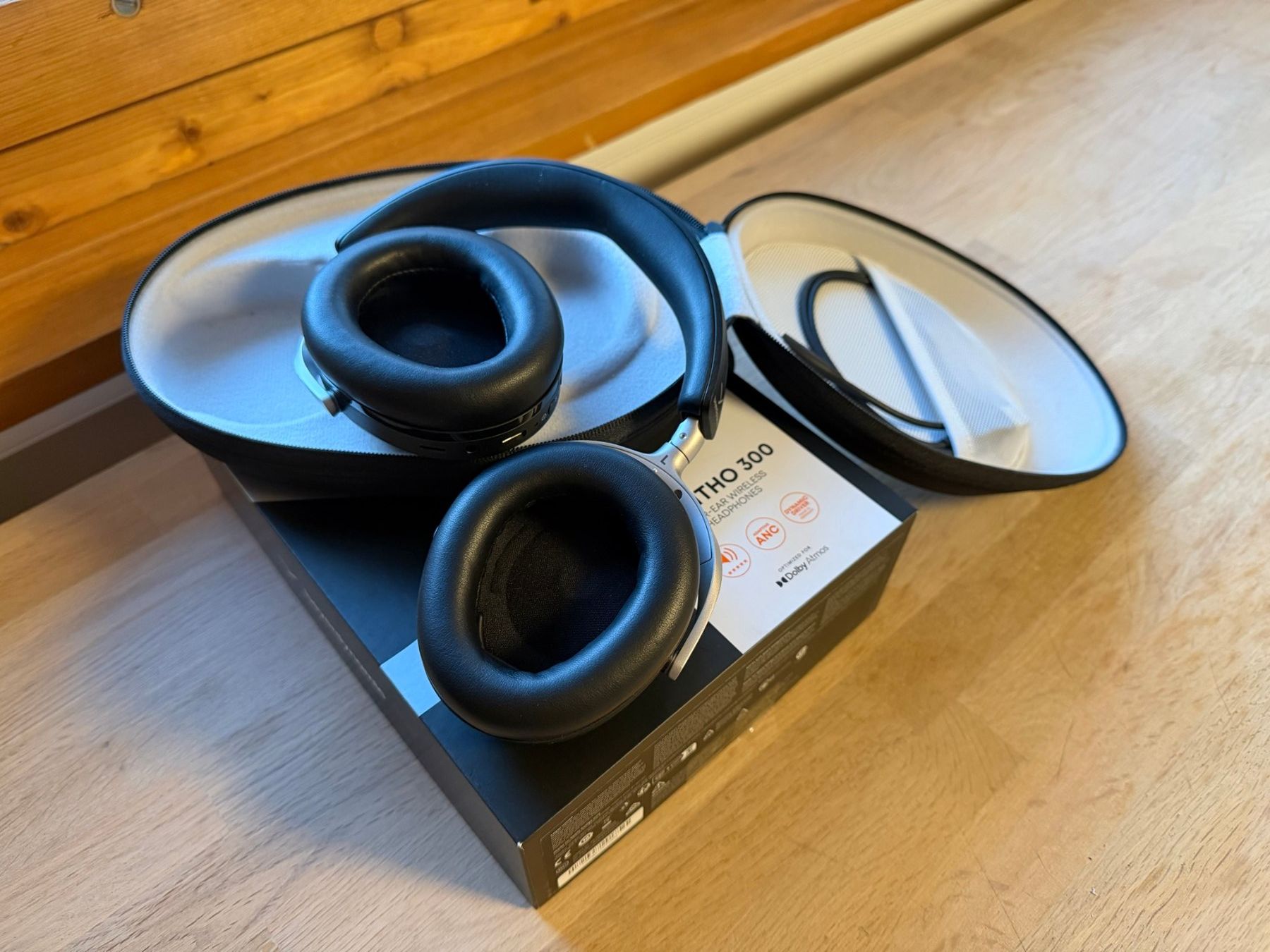 Beyerdynamic Cuffie: BEYERDYNAMIC Aventho 300 – Usato da Grächen venduto da jm7_bq52 1