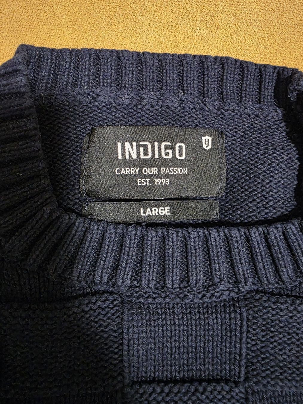 Pullover & Sweatshirts: Winter-Herrenpullover von Indigo Grösse L, Top Zustand – Gebraucht aus Adligenswil von sasa_be 2