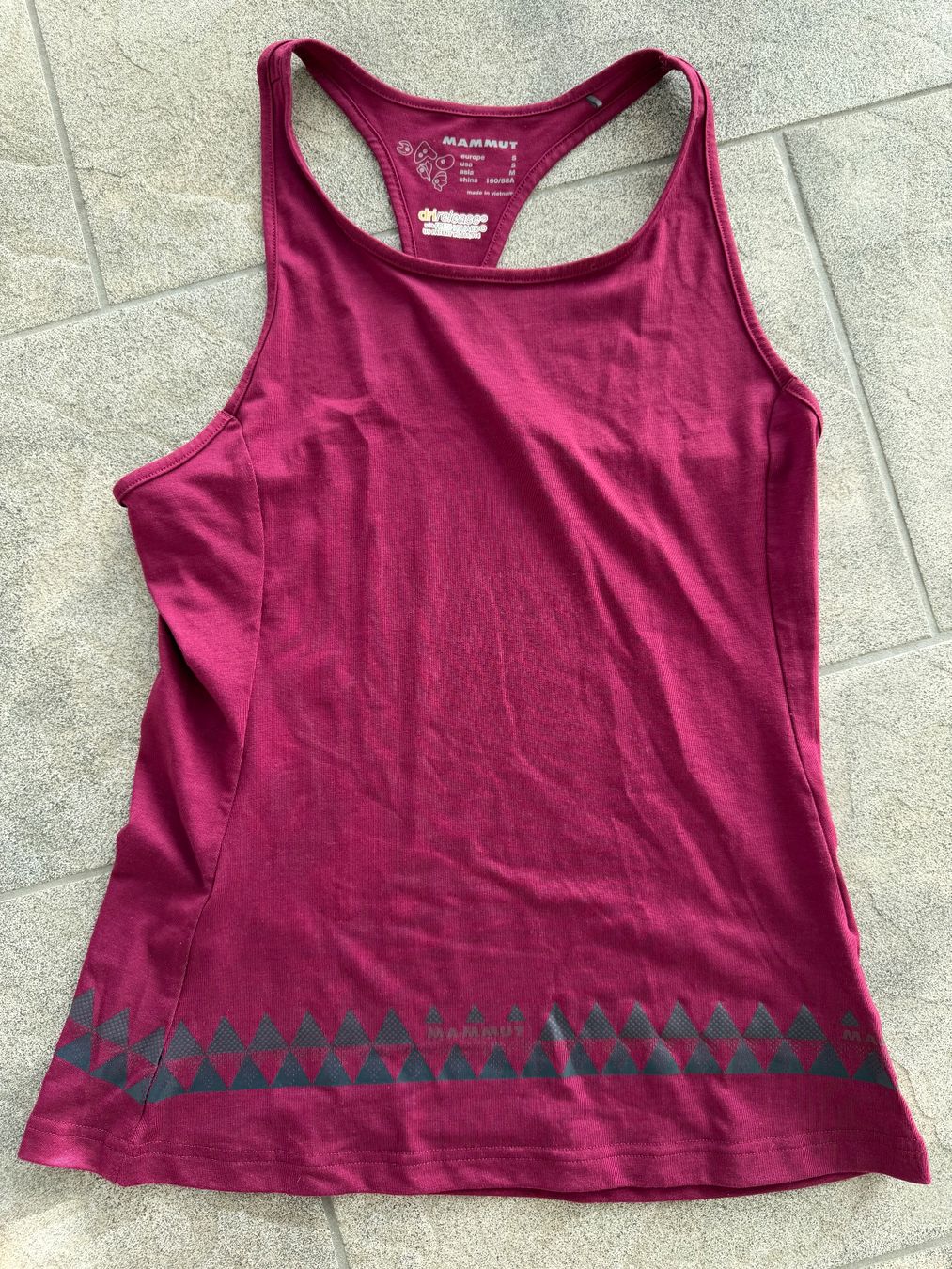 Mammut Tops: Mammut Damen Top Grösse S – Gebraucht aus Menznau von sasna