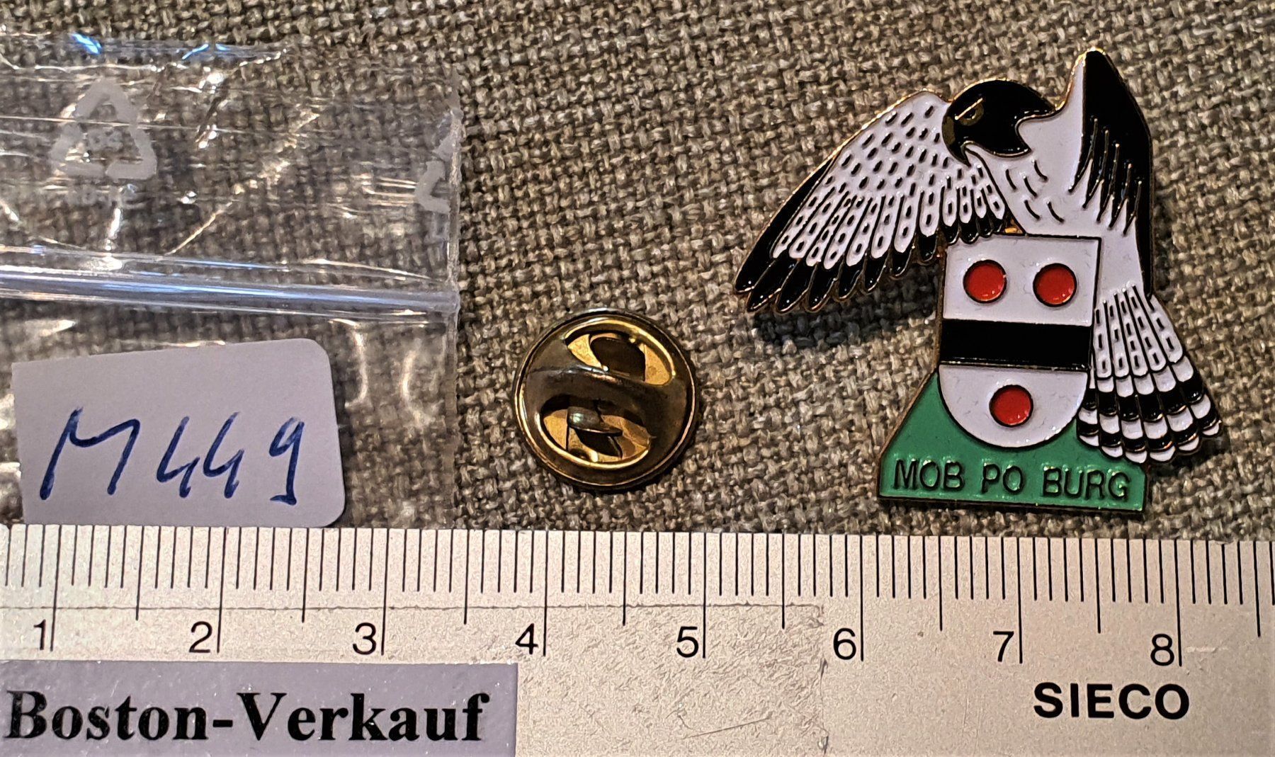 Plaketten & Abzeichen: M449 - Goldiger Pin MOB PO Burg – Gebraucht aus Reinach BL von Boston-Verkauf 2
