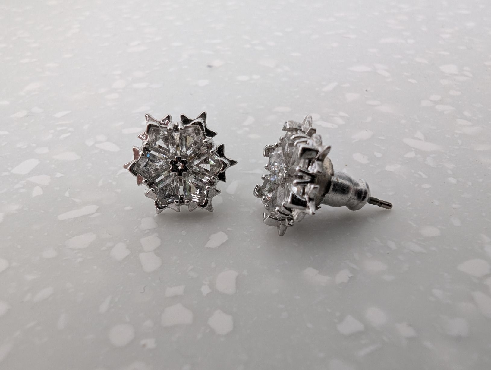 Orecchini pendenti & Orecchini a lobo: Swarovski Ohrstecker – Usato da Niederurnen venduto da maus.on.the.bike