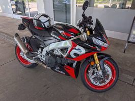 Aprilia Tuono V4 Factory 1100