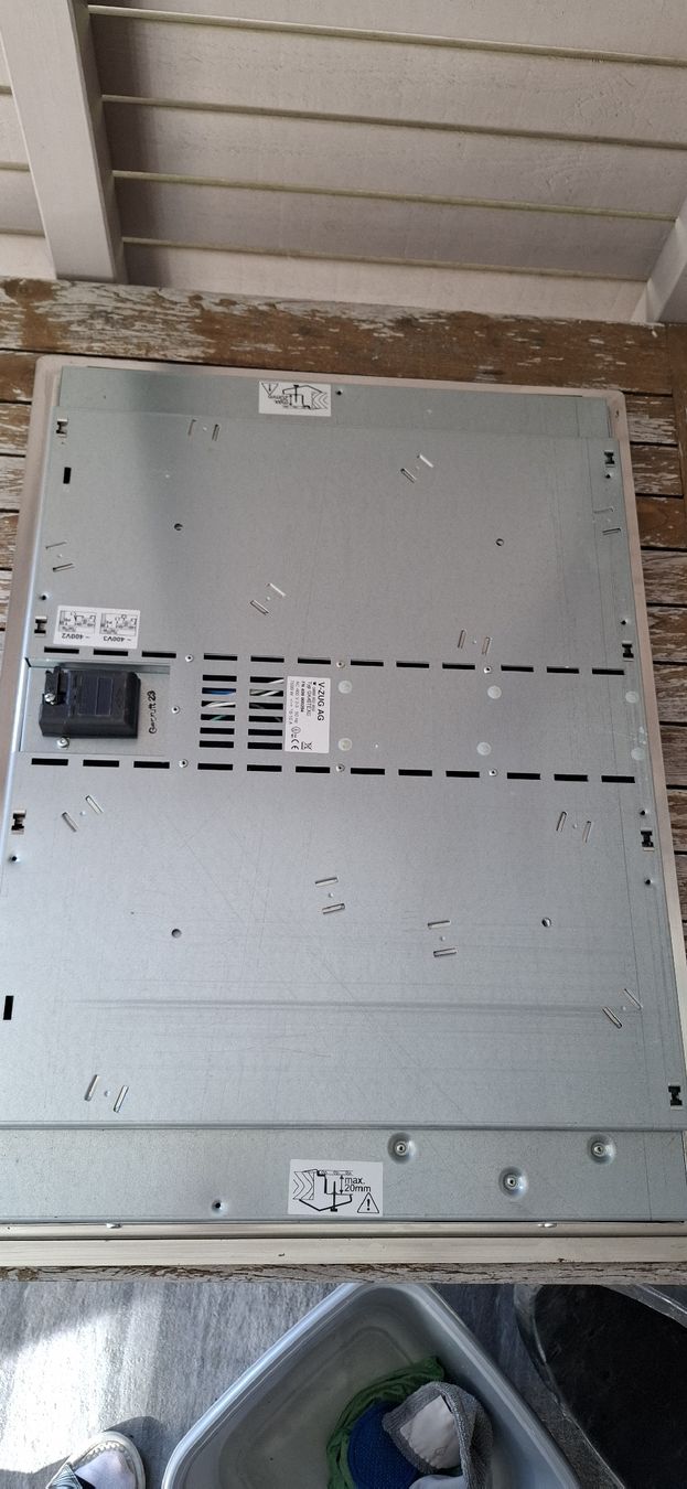 Herde: Glaskeramik V-Zug Toptronic – Gebraucht aus Reiden von Ckleeblatt 4