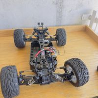 RC Modellauto Chassis schwarz gebrauchter Zustand