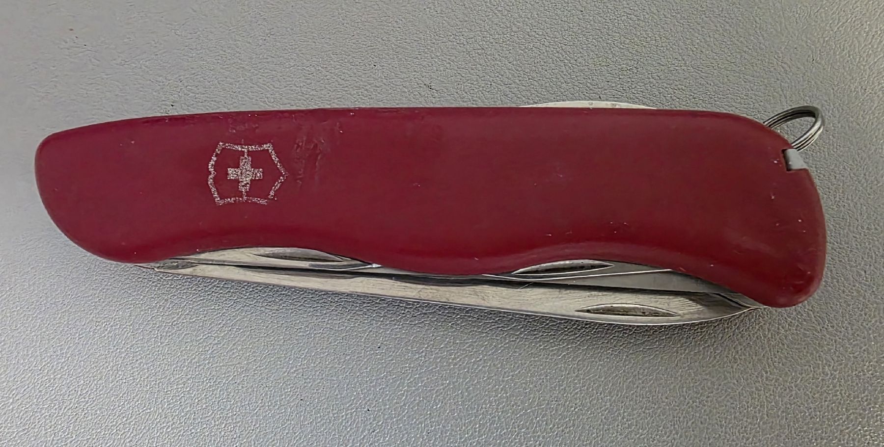 Victorinox Coltelli tascabile: Victorinox - Messer 8 Teilig, mit Säge – Usato da Niederuzwil venduto da 262305 1