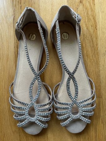 Sandalien für Frauen