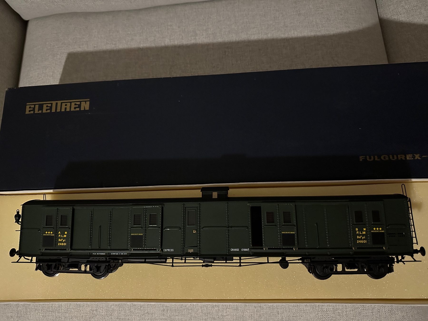Fulgurex Modellini di ferrovie: Fulgurex Elletren - Fourgon PLM 24601 - Réf. 3533 – Nuovo e nell'imballaggio originale da Schaan venduto da bw608le 4