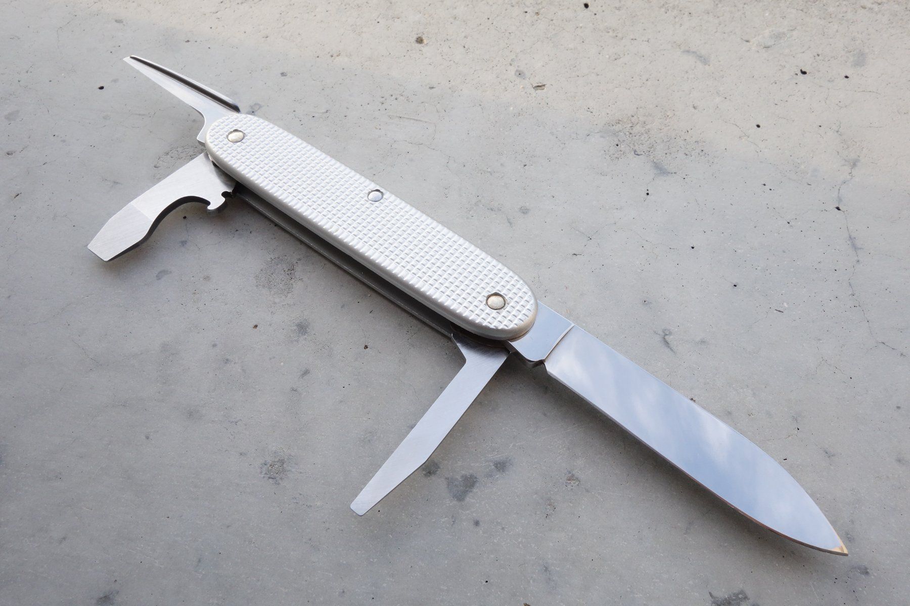 Victorinox Coltelli tascabile: Victorinox Technician Old Cross Sackmesser – Usato da St. Gallen venduto da 8201 3