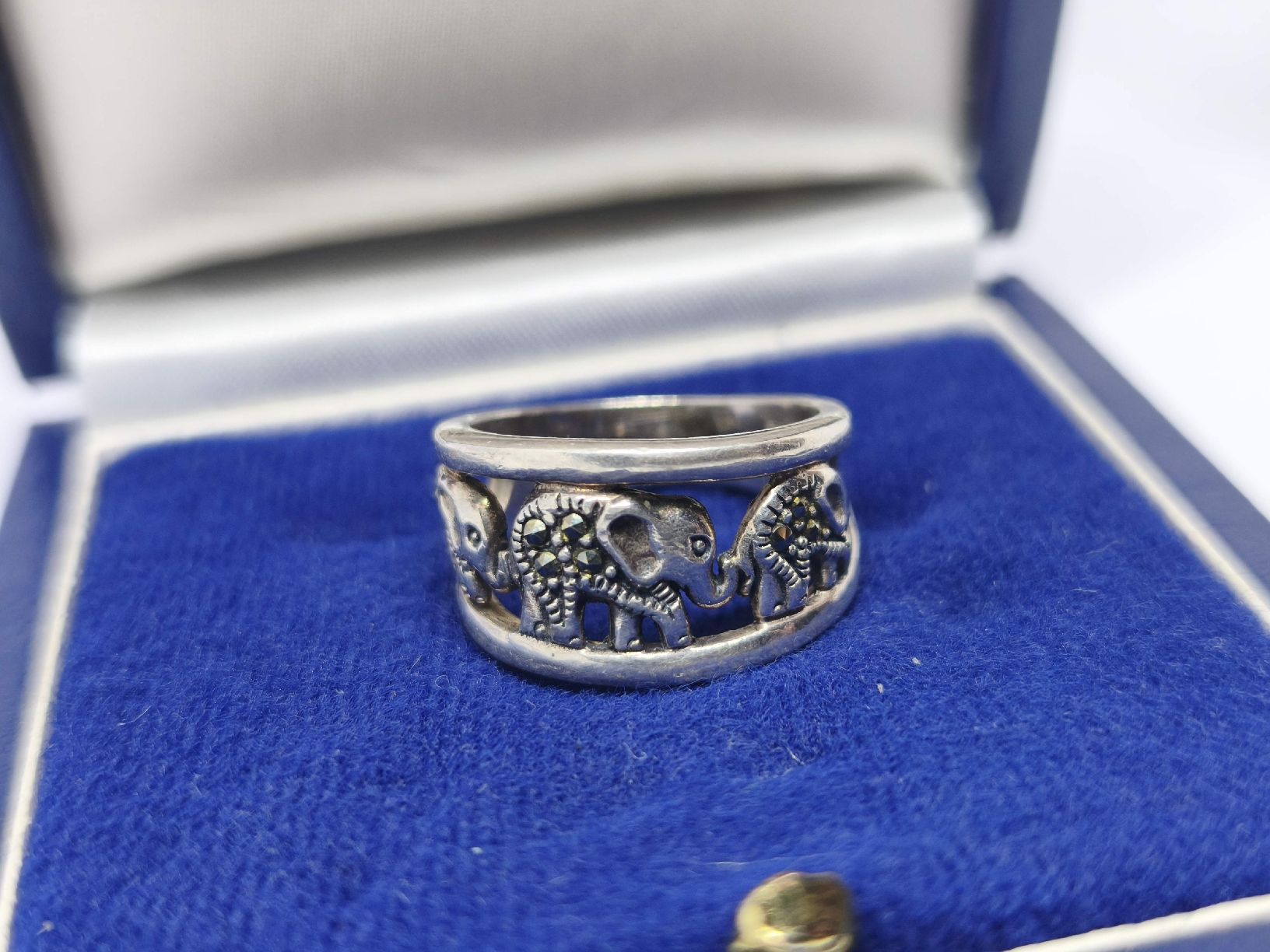 Anelli: Silber Ring Elefanten 925 Silber mit Markasiten Grösse 56 – Usato da St. Gallen venduto da GIULESGG