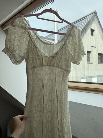 Sommerkleid weiss strukturiert Grösse M 