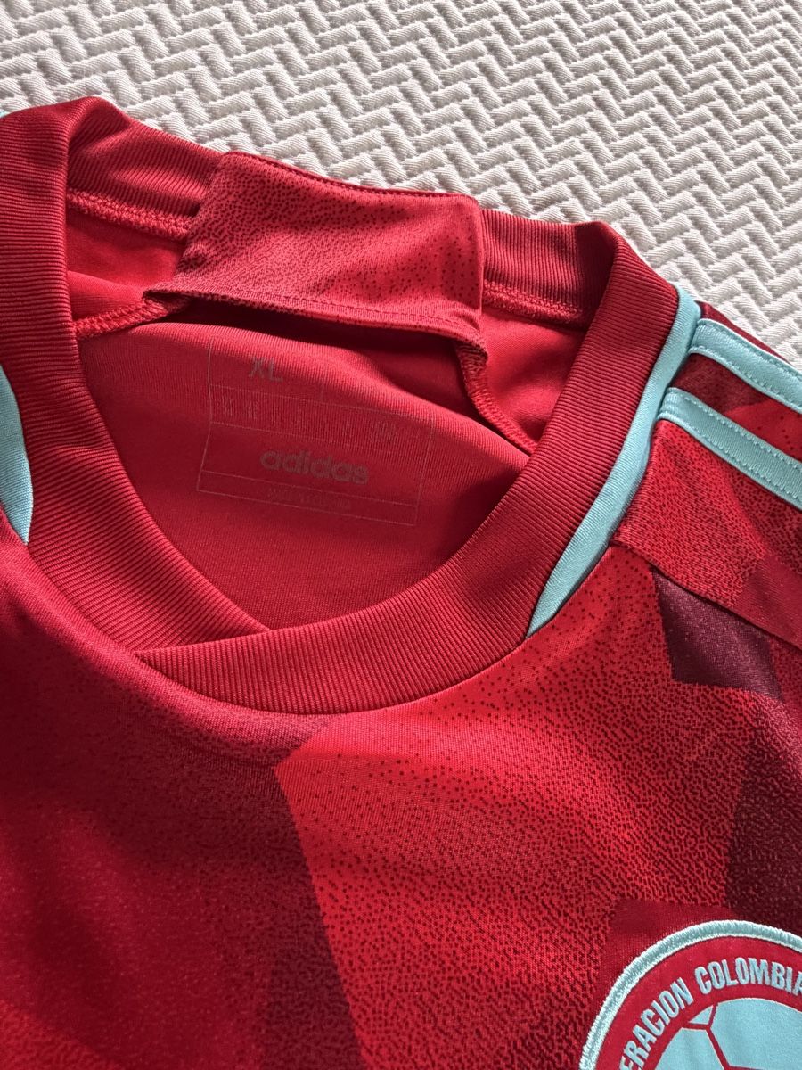Adidas Canottiere & Pantaloni: Original Colombia 2022 away – Nuovo (secondo la descrizione) da Aarberg venduto da marcoo237 1