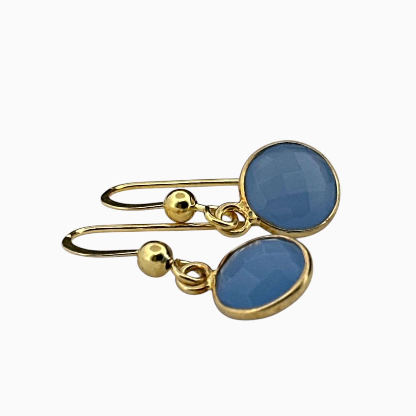 Olga Ribler Boucles d'oreille: Silberohrringe mit blauen Chalcedon – Neuf (Voir description) à Luzern par MonikaS03 3