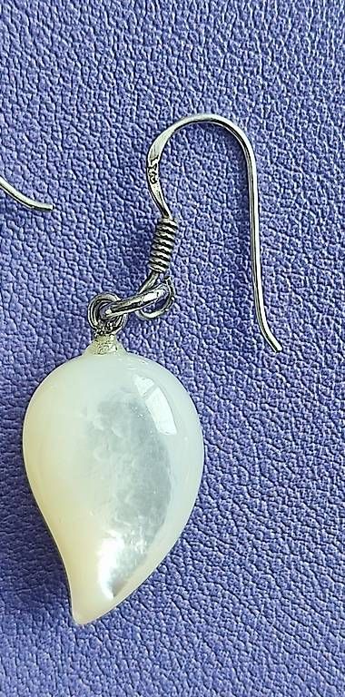 Orecchini pendenti & Orecchini a lobo: Ohrringe mit Träne aus Perlmutt mit 925 Silber – Nuovo e nell'imballaggio originale da Ebnat-Kappel venduto da Zearara 2