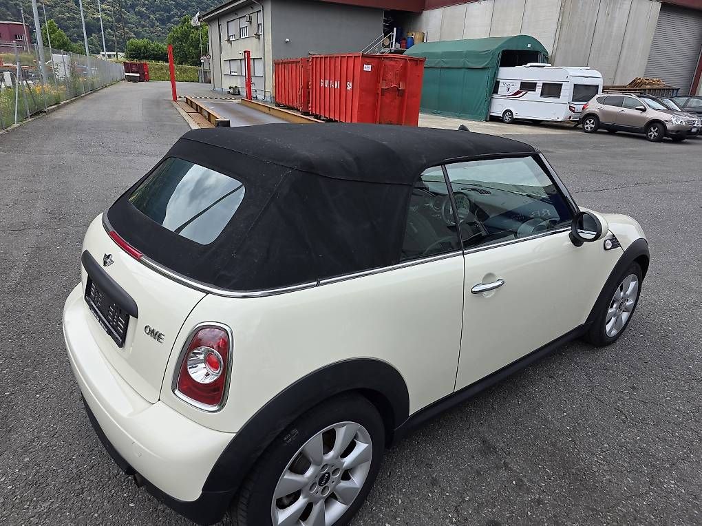 Autos: Mini One Cabriolet  – D'occasion à Cadenazzo par LuismacchineSagl 4