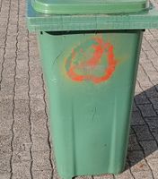 Abfallcontainer grün Kunststoff akzeptabler Zustand