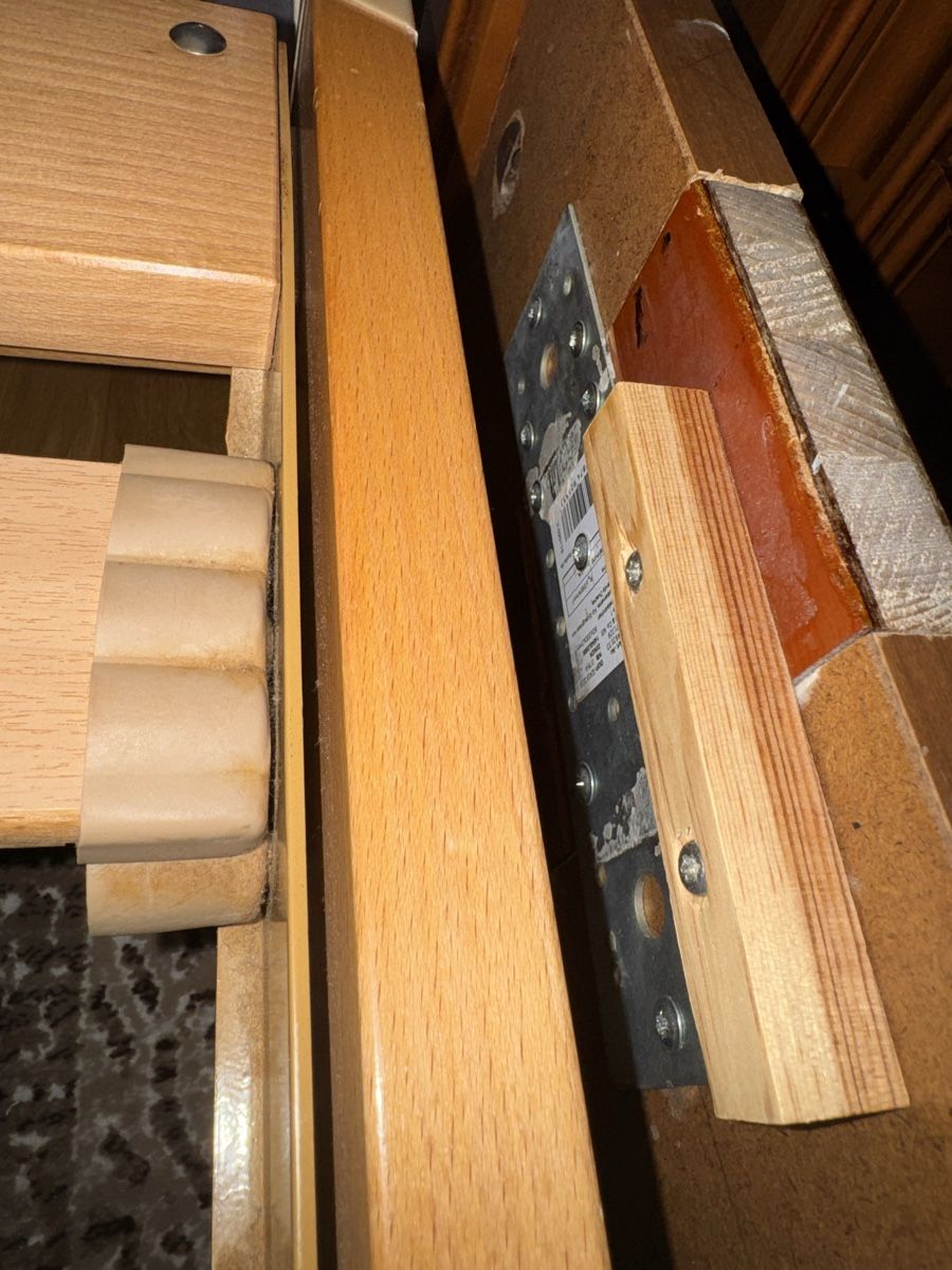 Letti: Schlafzimmer Echt Holz – Usato da Fehraltorf venduto da Rizu76 7