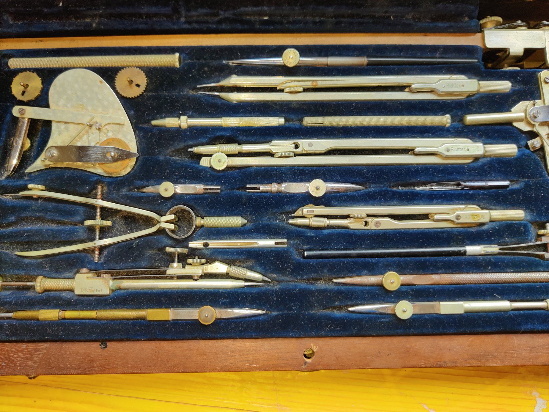Zirkel: Zirkelset Richter – Gebraucht aus Guggisberg von ele_k7vb 1