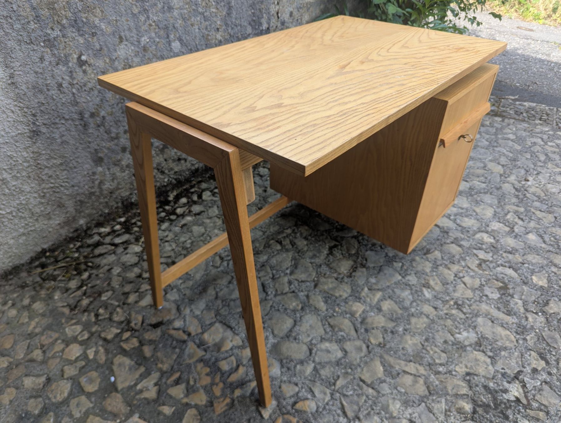 Schreibtische: Bürotisch – Gebraucht aus Biel/Bienne von Softef 6