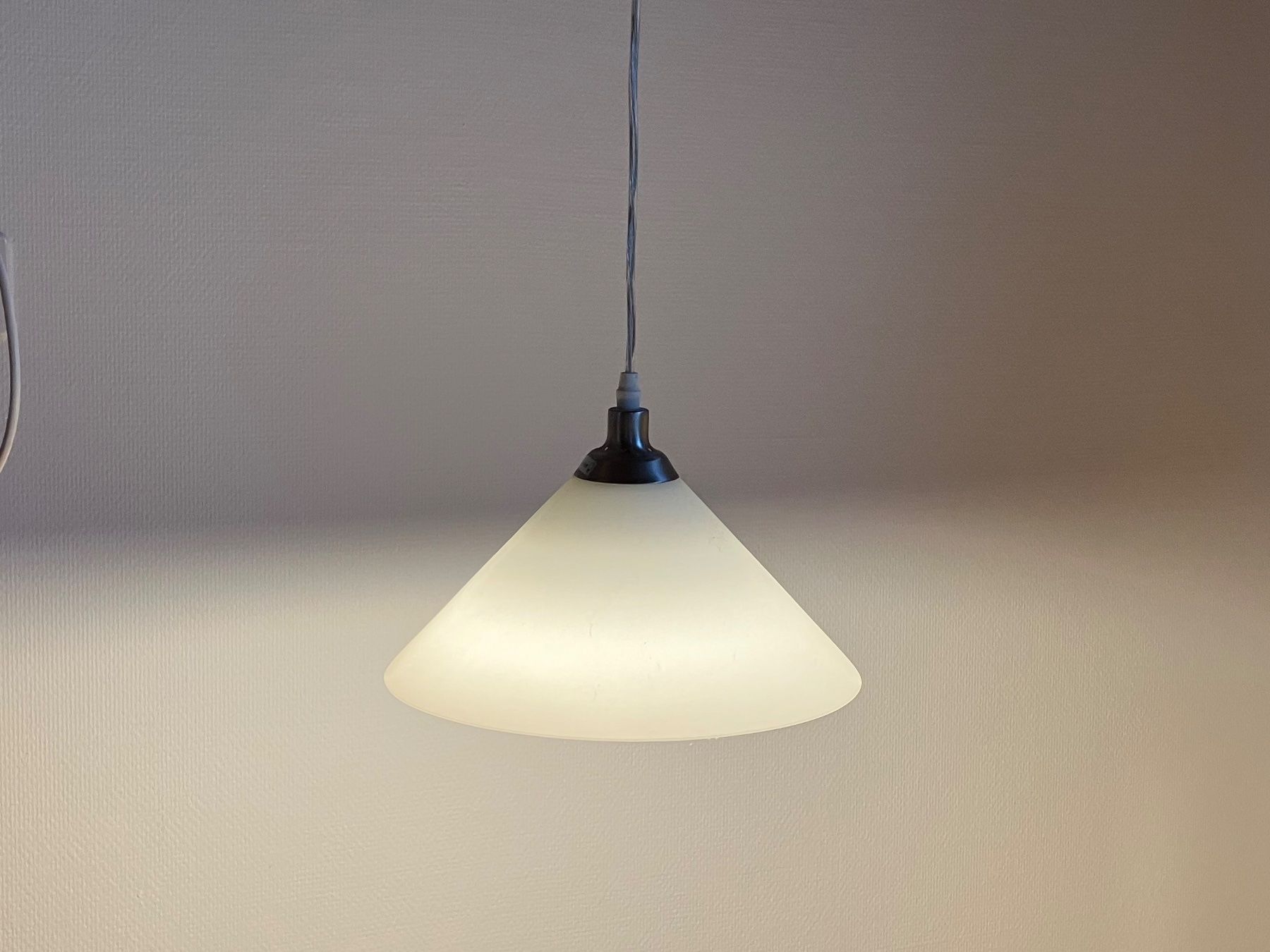 Lustres & lampes de plafonds: Hängelampe Milchglas matt weiss 3er Set – D'occasion à Rüti ZH par captnjohnny 3