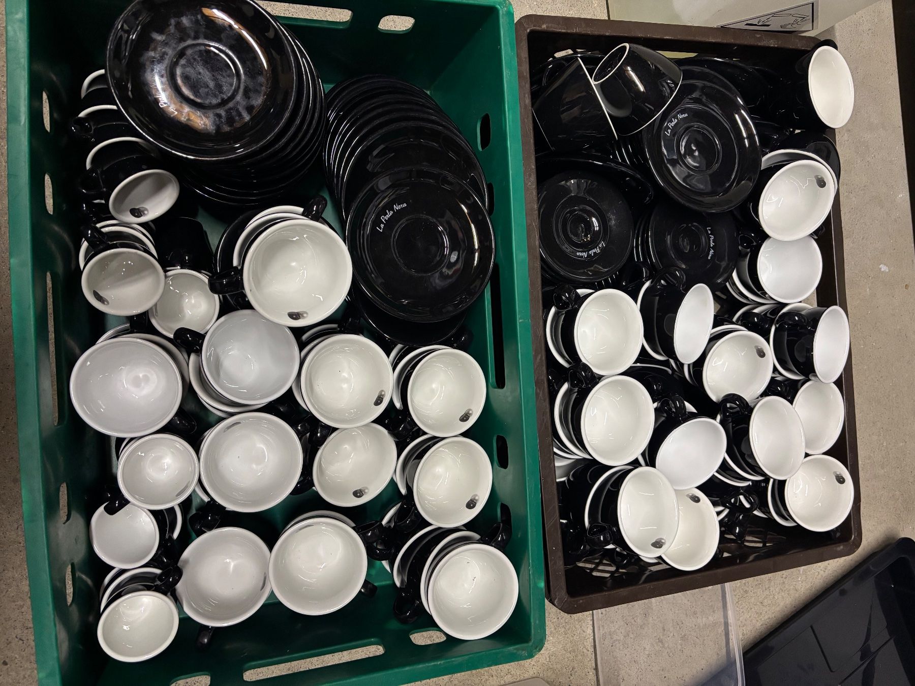 Geschirrsets: Espresso Set La Perla Nera – Gebraucht aus Sennhof von joel.c 1