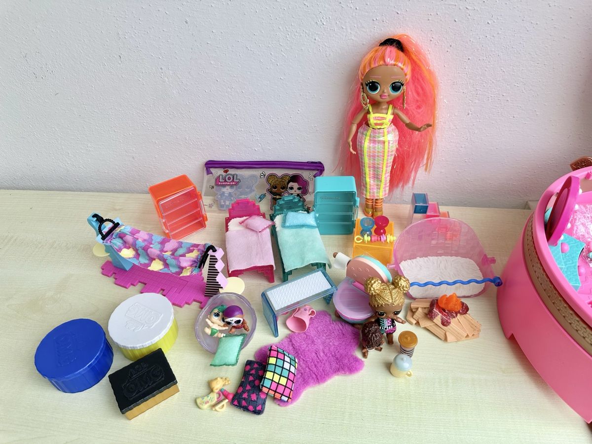Puppen: LOL Surprise Koffer Set mit Puppen – Gebraucht aus Zürich von Kat_5557 3