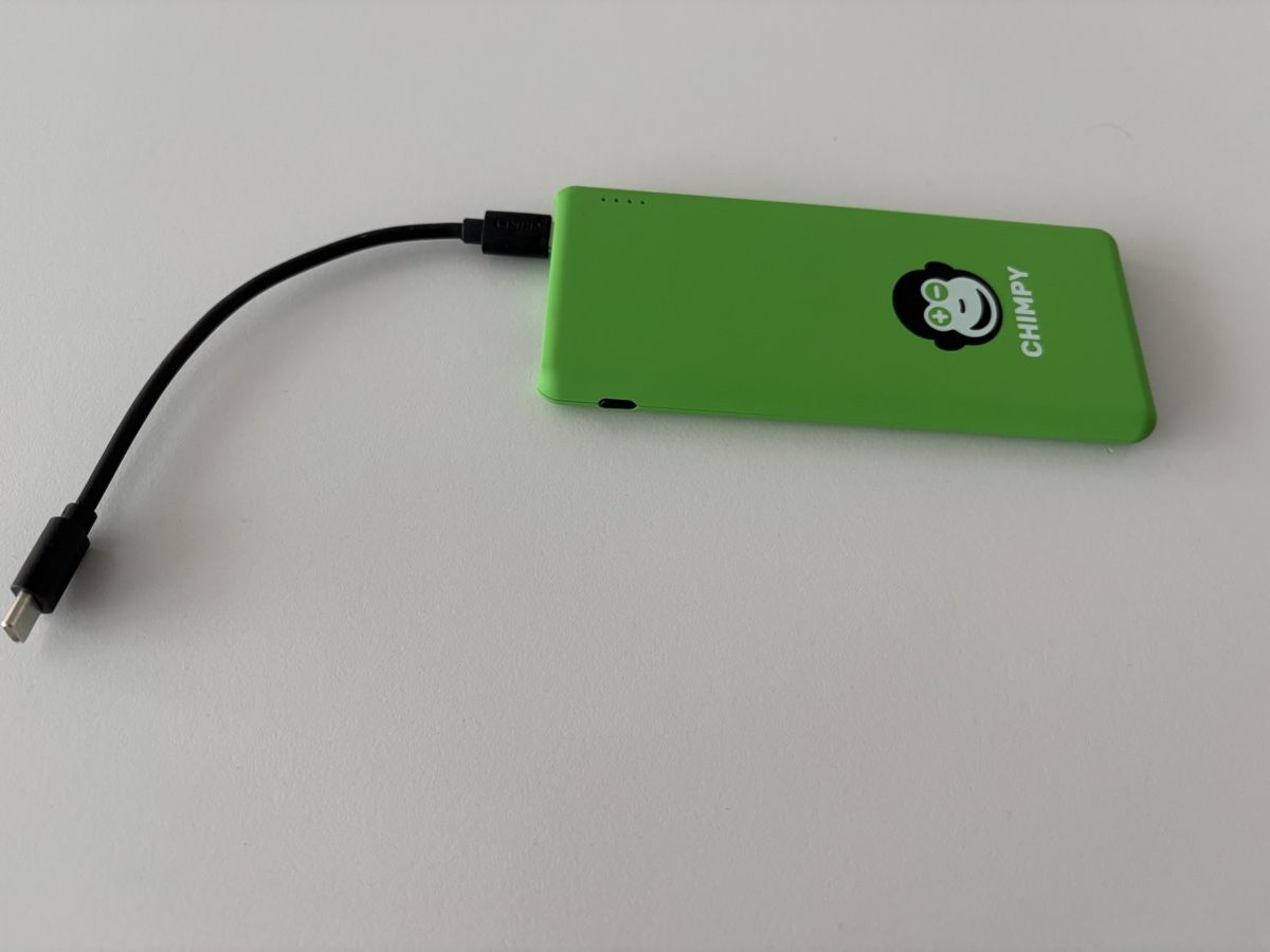 Caricabatterie: Powerbank Chimpy Grön, mit Kabel, neuwertig – Usato da St. Gallen venduto da Mit_Preisvorschlag