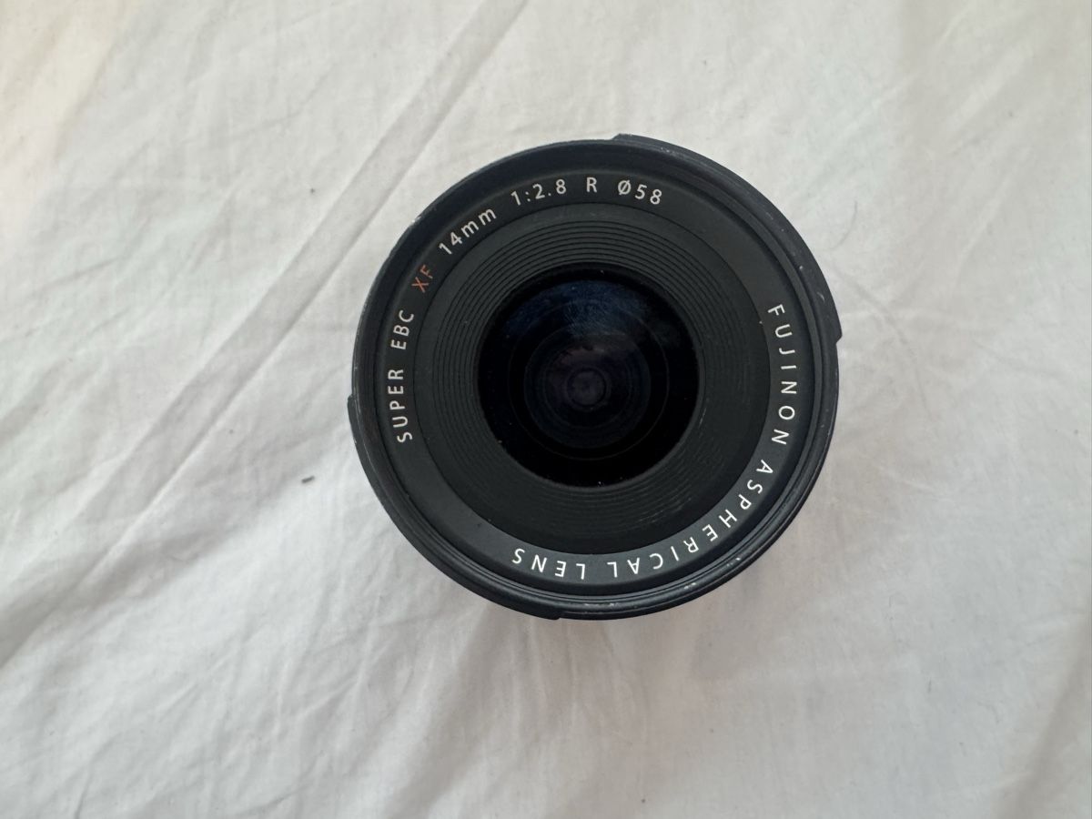 Fujinon Objectifs: Fujifilm Fujinon 14mm  – D'occasion à Disentis/Mustér par uhhhsimon 1