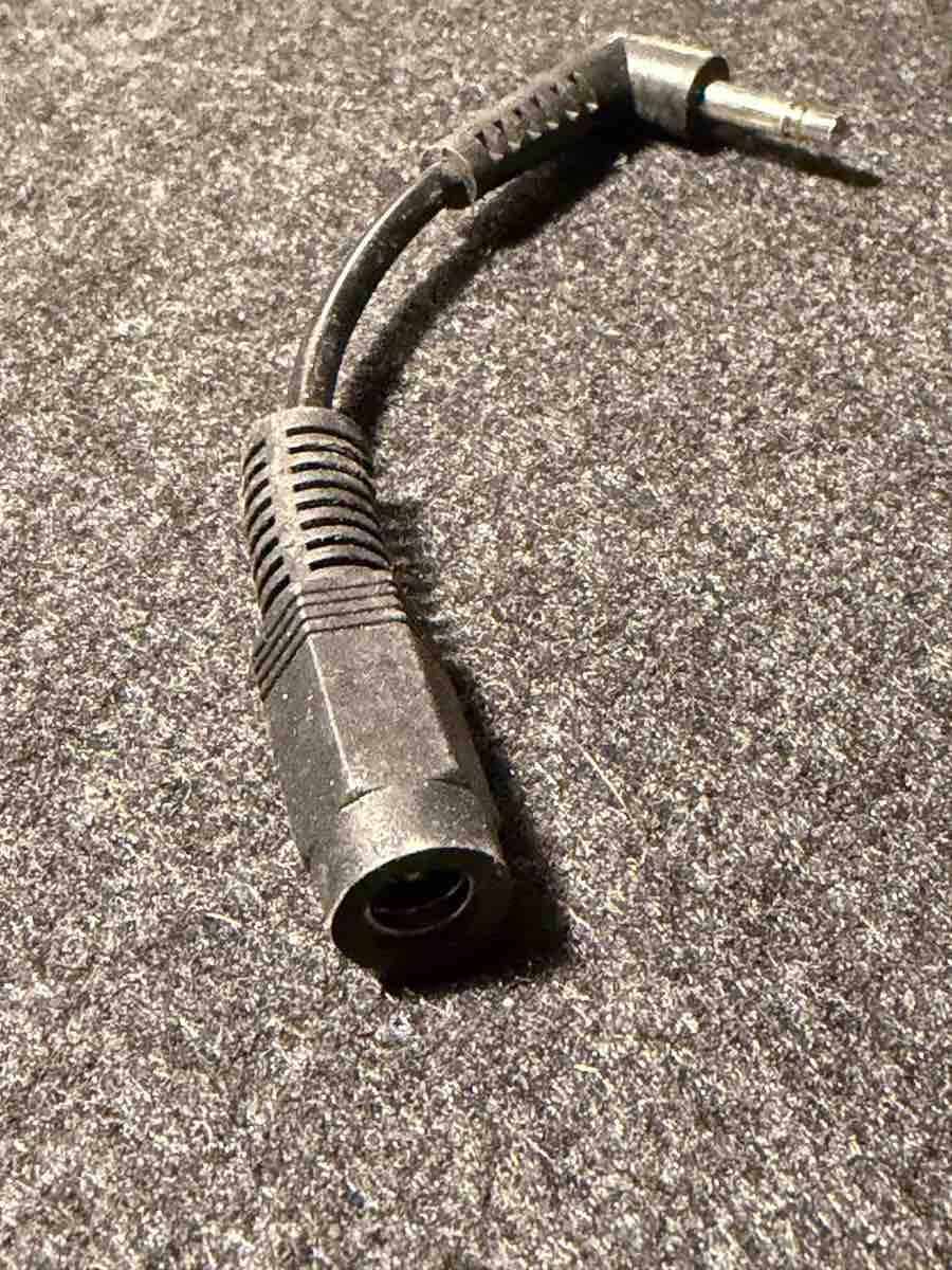 Strumenti musicali: Adaptateur jack - DC coudé – Usato da fey venduto da Caductilometre 1