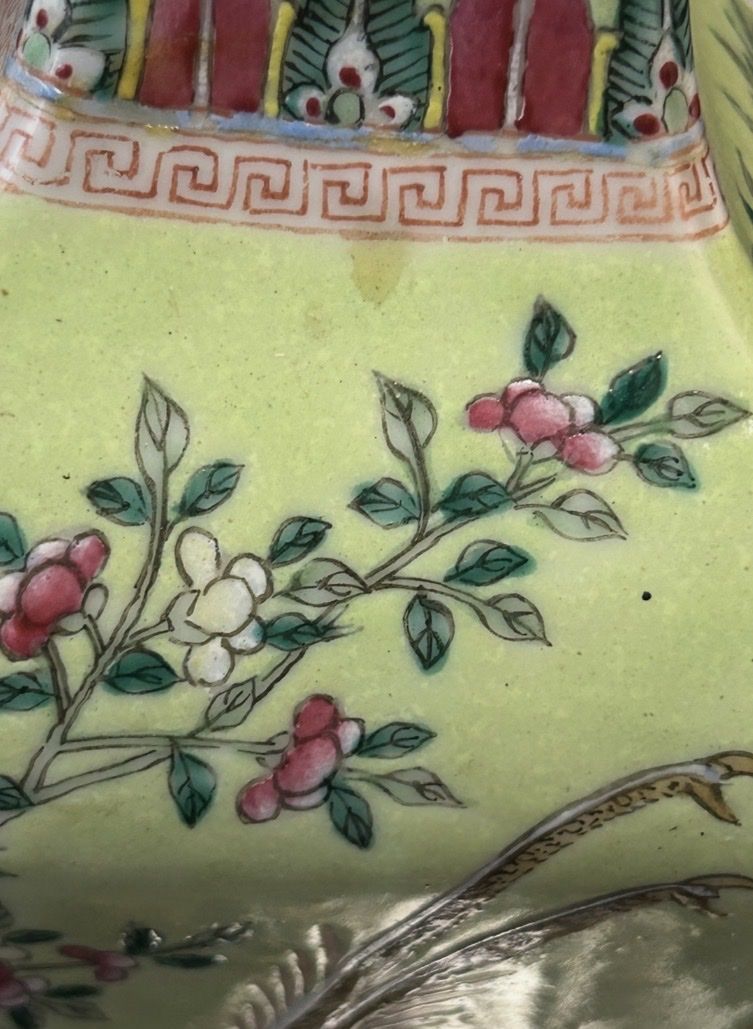 Vasen & Gefässe: Antike chinesische Vase – Gebraucht aus Losone von del_yh97 4