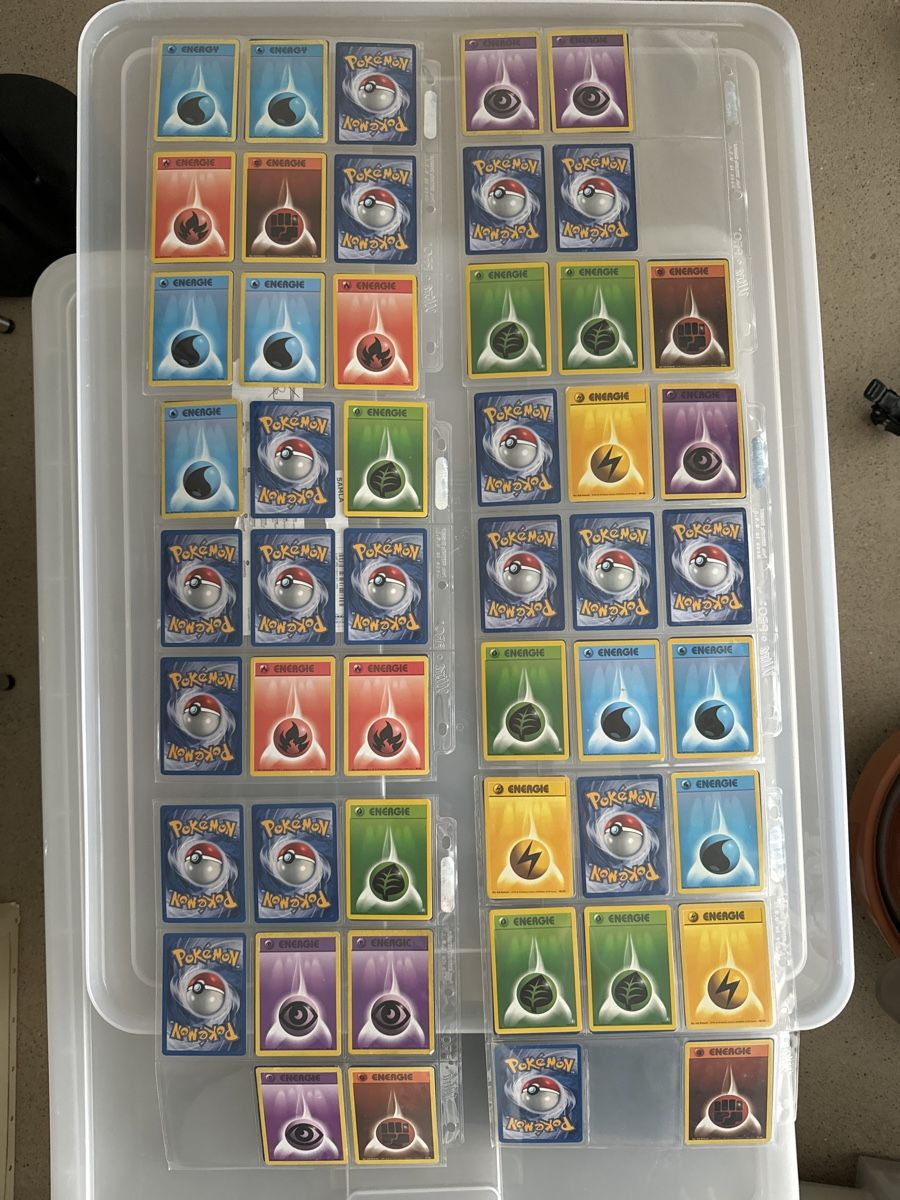 Pokémon Carte collezionabili: Gesamte Kindheits Pokemon Karten Sammlung – Usato da Pfäffikon SZ venduto da BJam 4