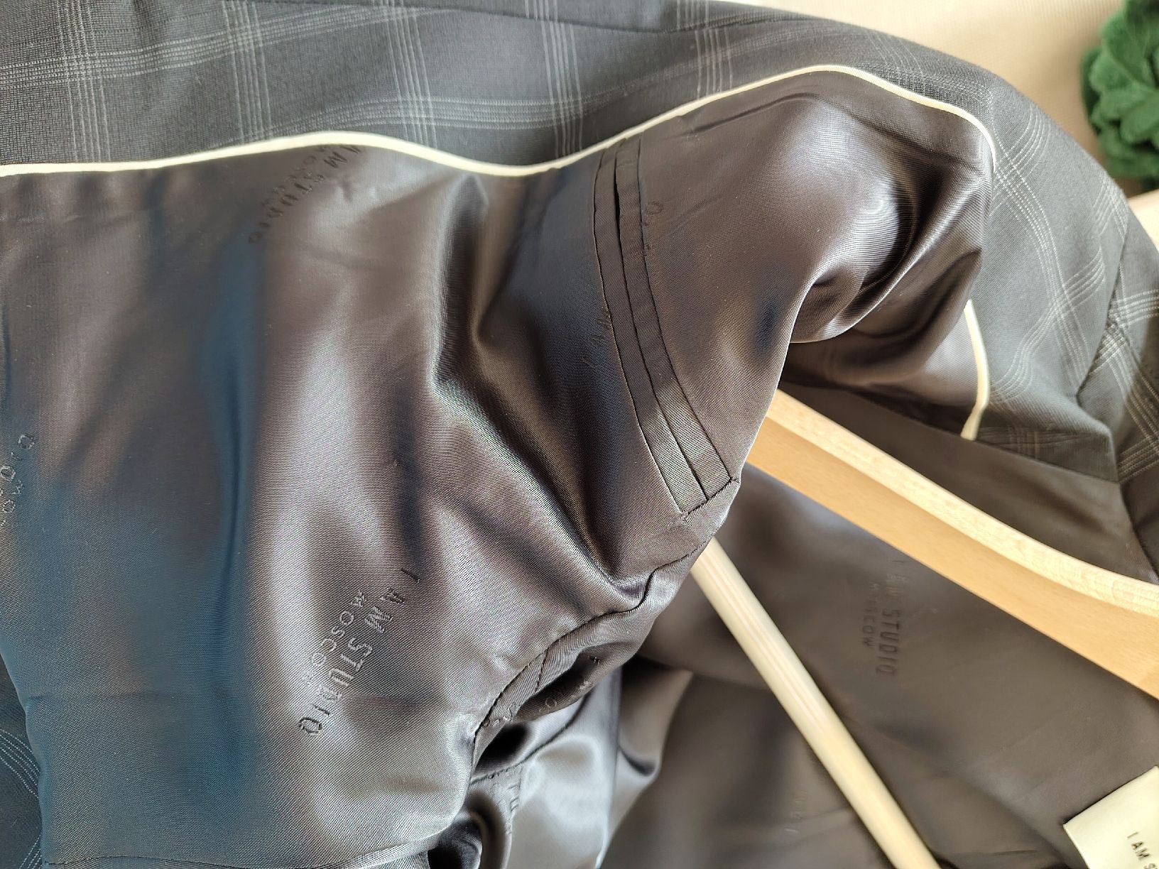 Vestes: Blazer Cropped NEU – Neuf avec emballage d'origine à Olten par n.o.minimalism 3