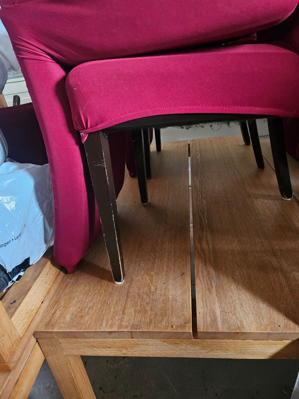 Set di tavolo e panche: Gastromöbel / 8 Tische + 18 Stühle – Usato da Sedrun venduto da fravised 1