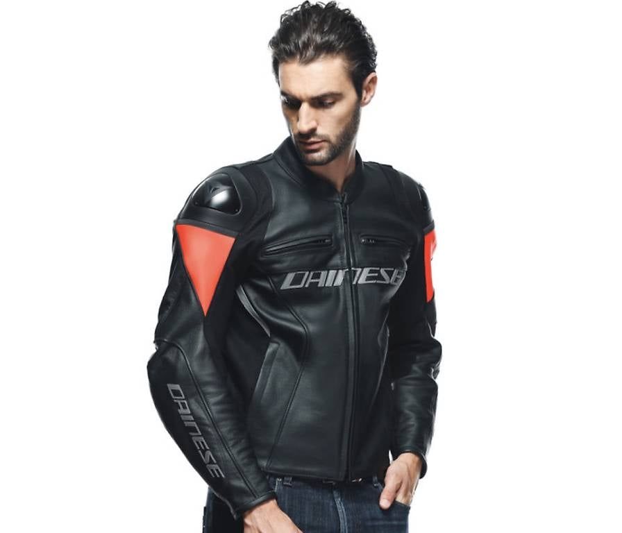 Dainese Giacche: Veste Racing Dainese en cuir – Nuovo e nell'imballaggio originale da Chippis venduto da pau_c9vf
