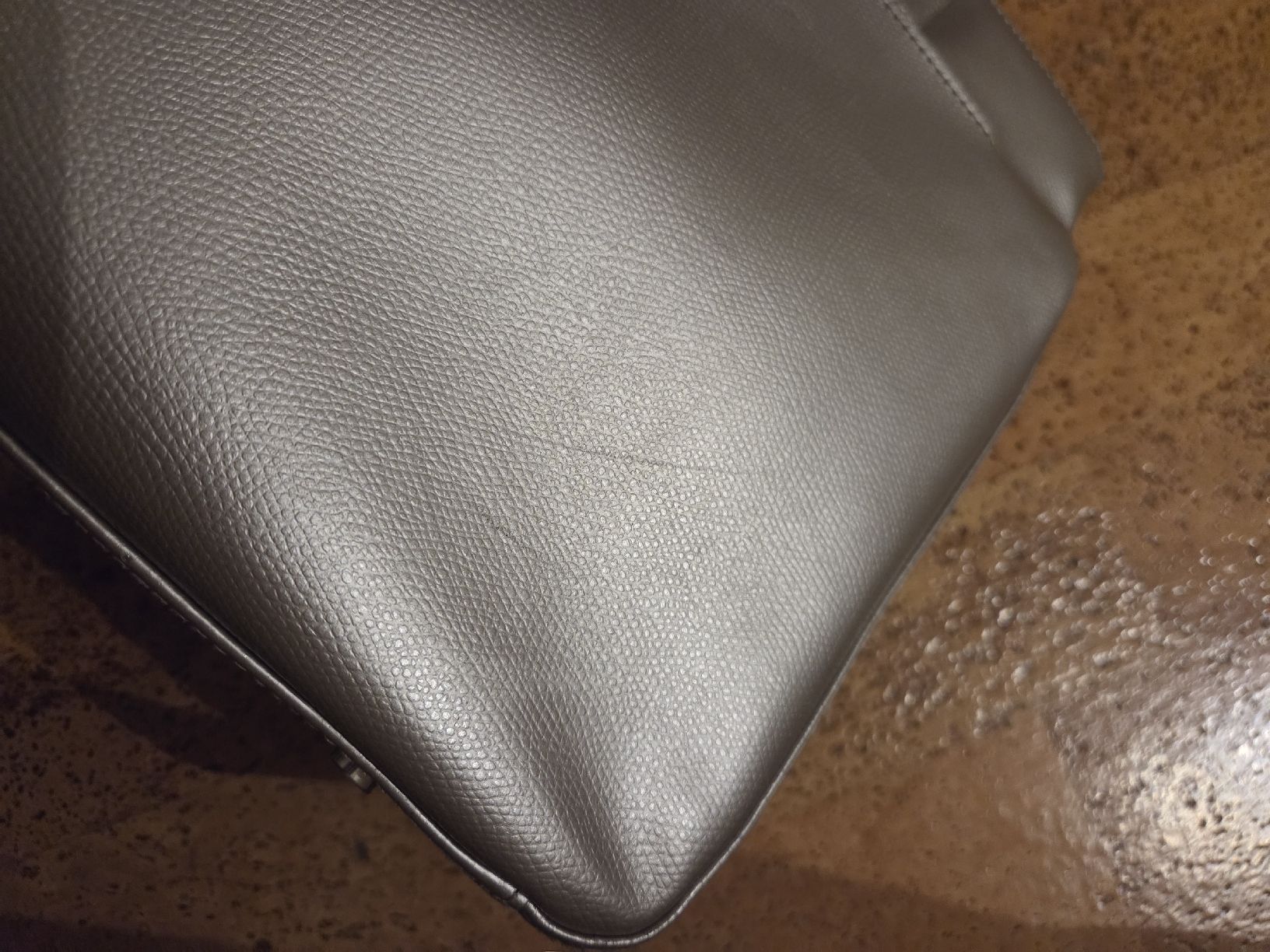 Picard Taschen für Damen: Picard Schultertasche - Zeitlos elegant! – Gebraucht aus Zug von dhs87 4