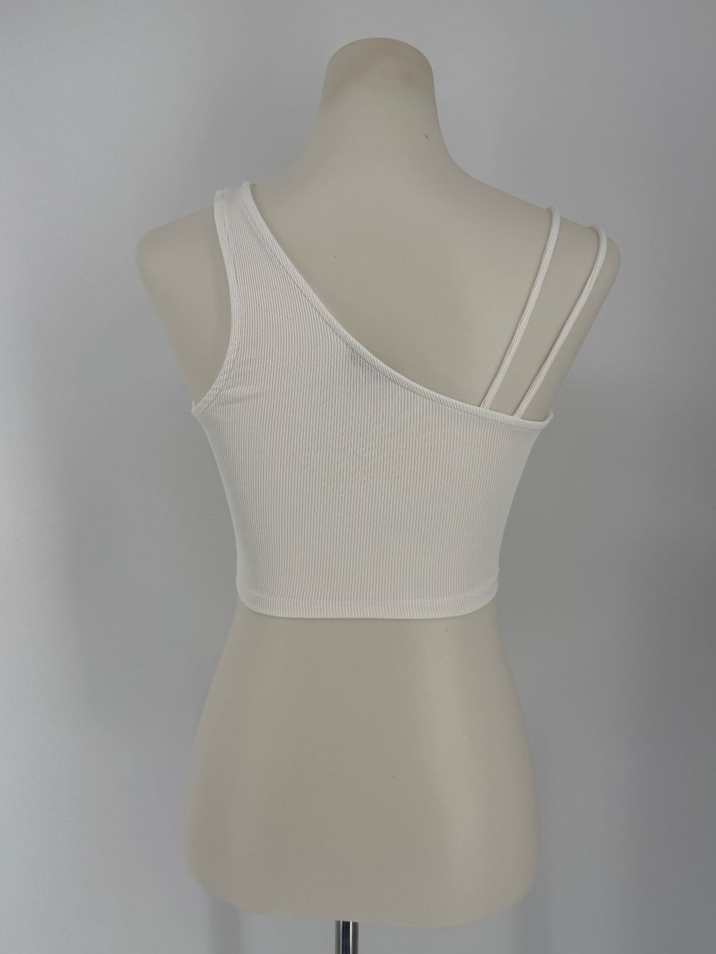 Bershka Tops: Crop Top Gr. S gerippt von Bershka – Gebraucht aus Auenstein von moin. 2
