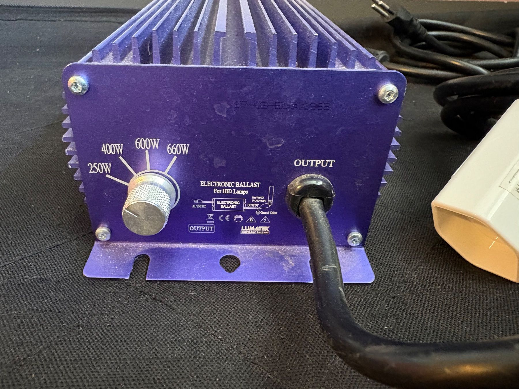 Lumatek Lampes: LUMATEK LK6240 - 600W – D'occasion à Lausen par sen_jm7c 2