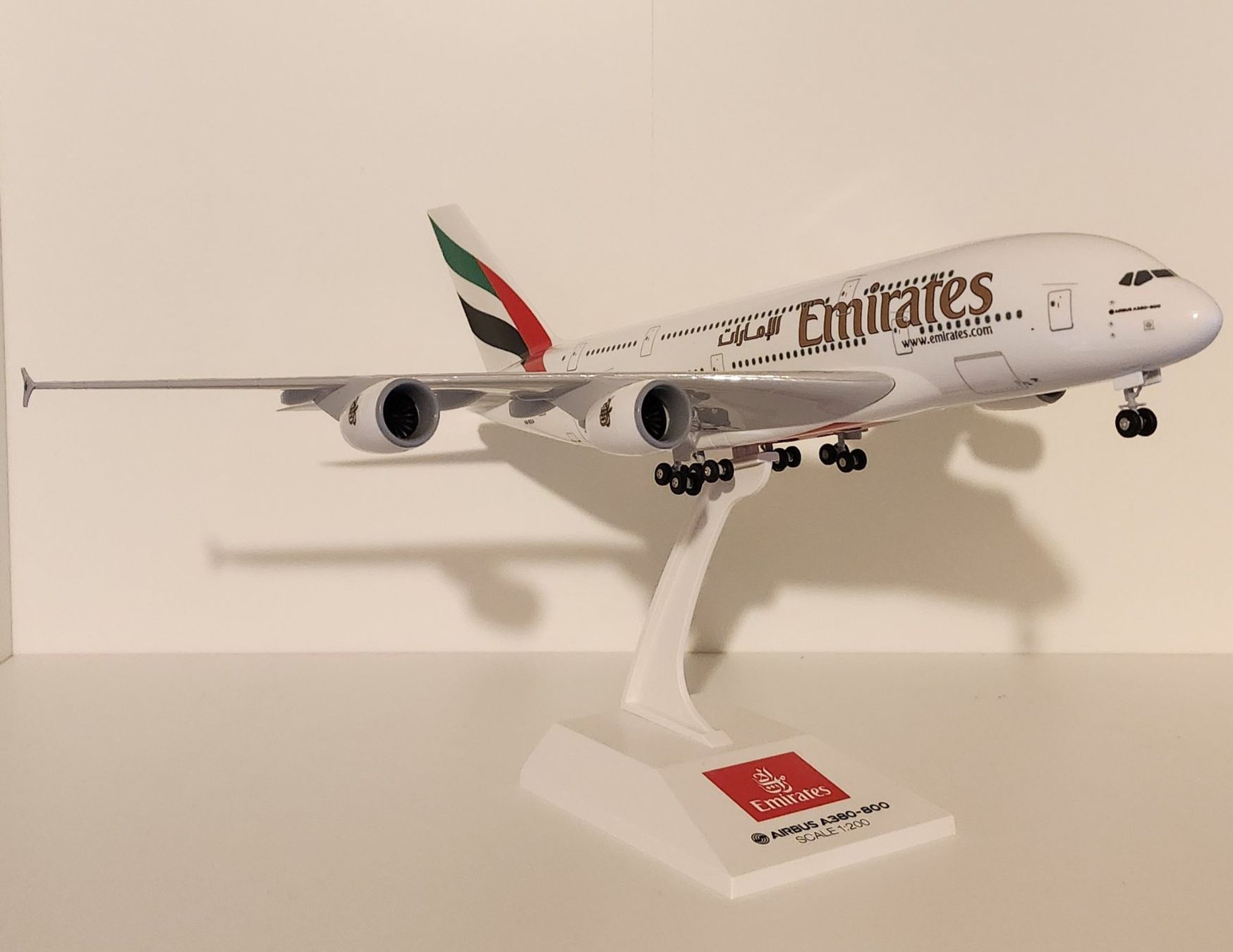 Modellbausätze & Standmodelle: Skymarks 1/200 Emirates 777 & A380 – Neu (gemäss Beschreibung) aus Wittenwil von ced_q8j7 5