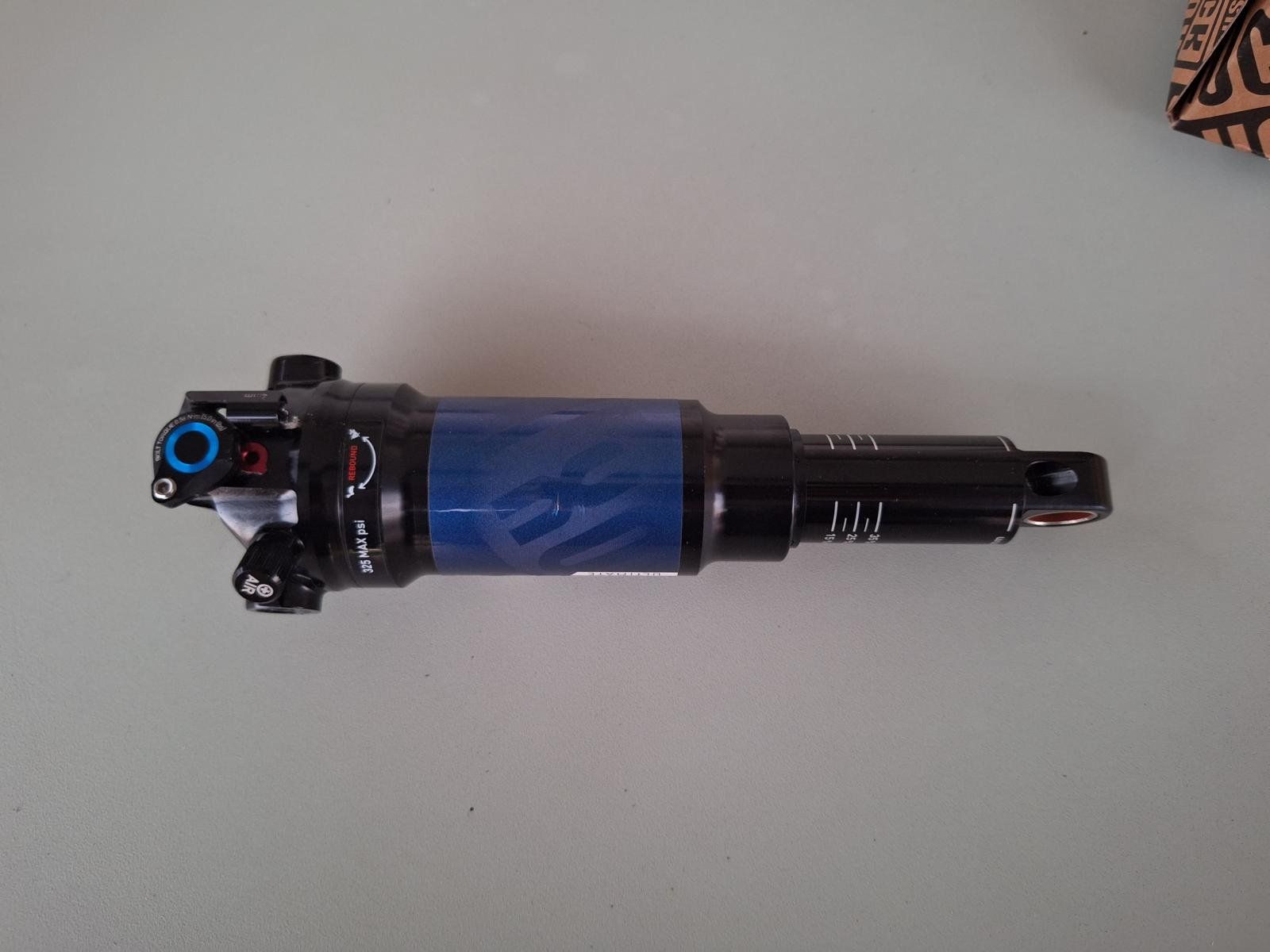 Rockshox Pezzi di ricambio: Rock Shox Sidluxe Ultimate Dämpfer 3 Pos 165x45 – Usato da Hünenberg See venduto da scnc 1