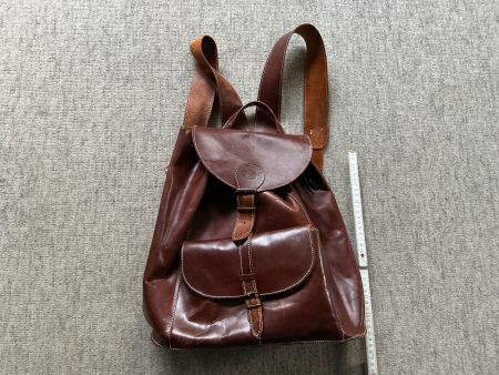 Lederrucksack braun mit Schnallenverschluss , gebraucht