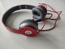 Rote Beats Kopfhörer mit Kabel, gute Klangqualität