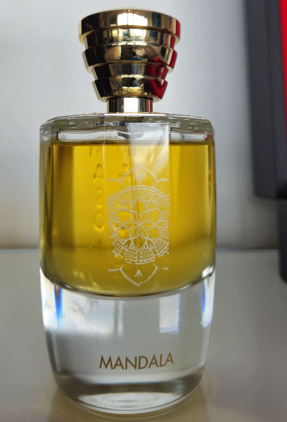 Parfum & Eau de Toilette: Masque Milano Mandala Eau de Parfum 100ml – Gebraucht aus Zürich von keke83