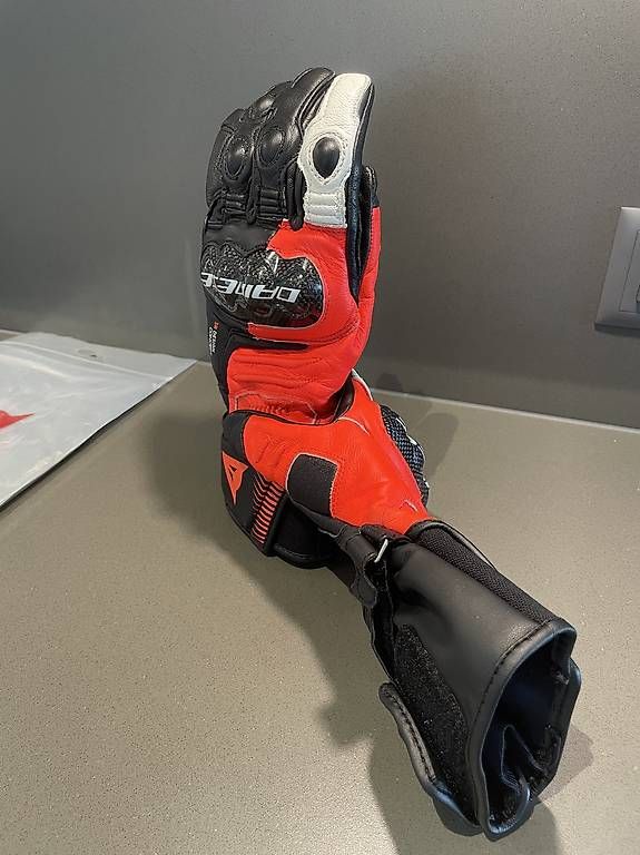 Completi: Dainese Laguna Seca and Carbon 4 Long – Usato da Hünenberg See venduto da Leo_MS24 3