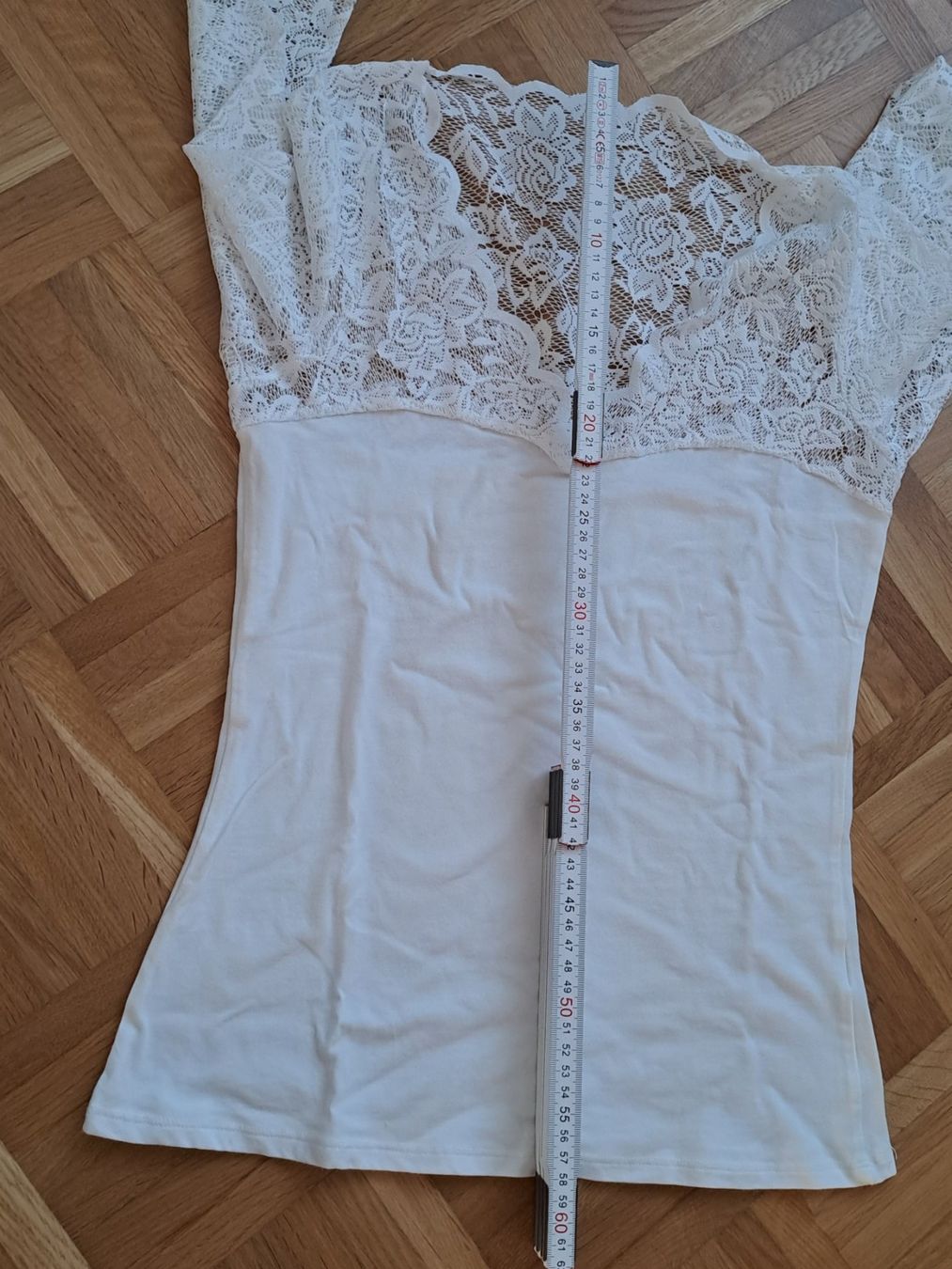 T-Shirts: Shirt mit Spitzen – Gebraucht aus Richterswil von summa11 3