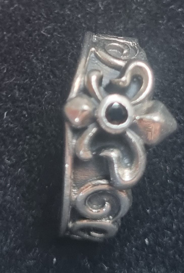 Anelli: Silberring mit Onyx – Usato da unterägeri venduto da ursiou