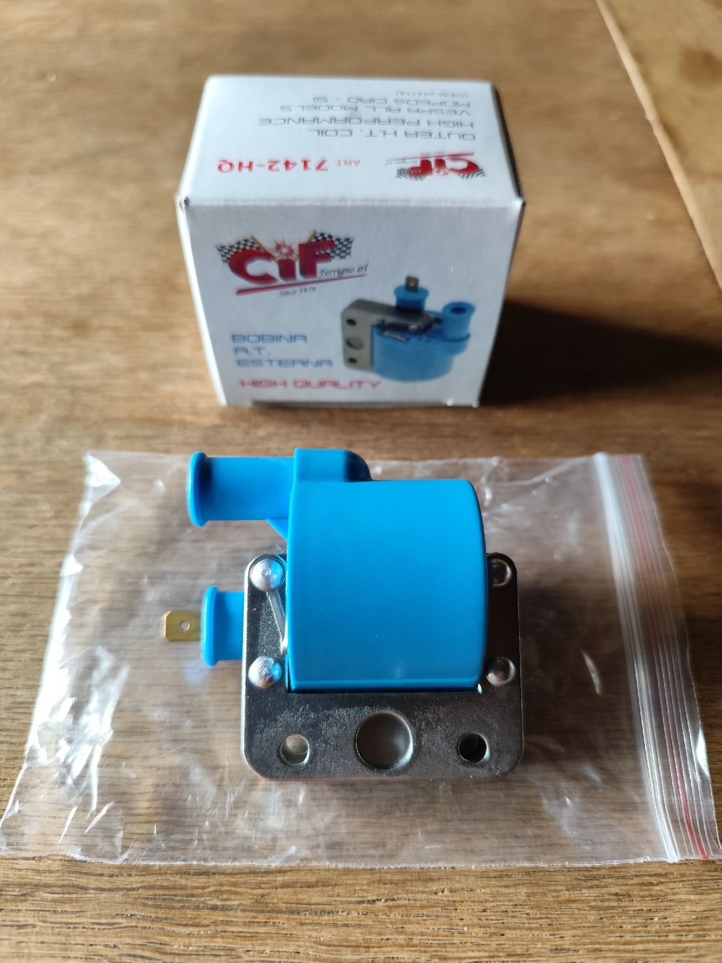 Vespa Tutti i ricambio per moto: Zündspule CIF, Vespa Smallframe, Wideframe – Nuovo e nell'imballaggio originale da Grüningen venduto da stellagolightly